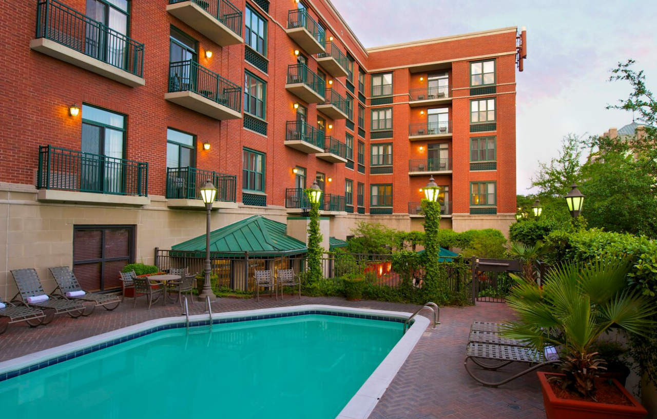 Courtyard By Marriott Savannah Downtown - Historic District Exterior photo